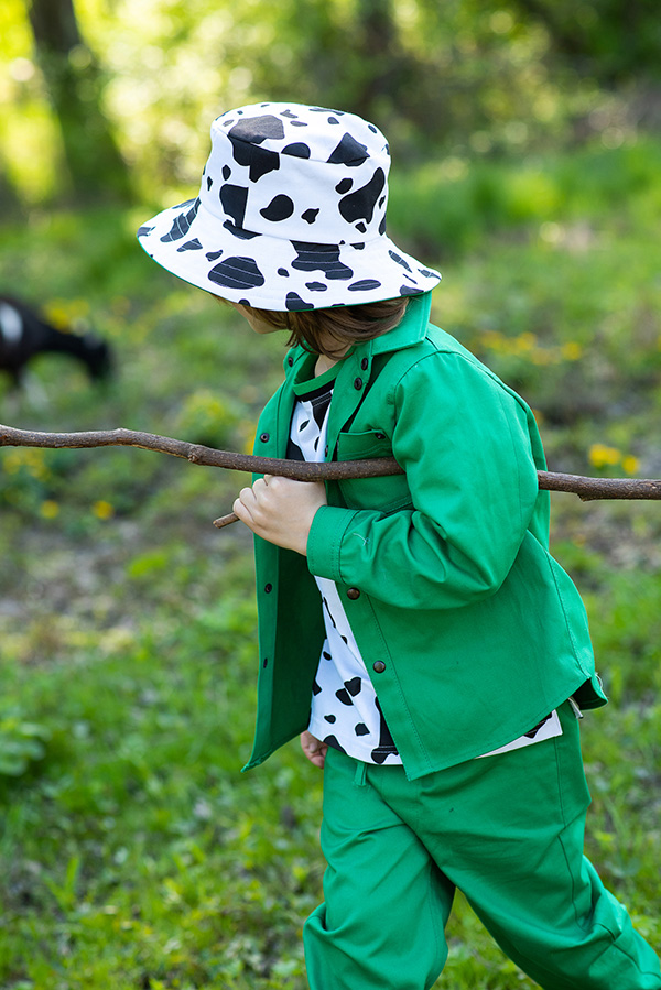 Черно-белая джинсовая детская летняя панама "Пастораль"