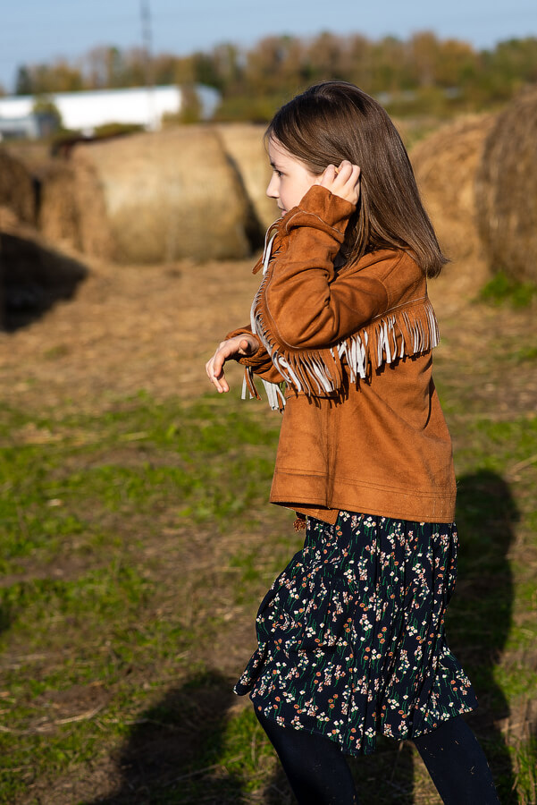 Детская замшевая куртка для девочки