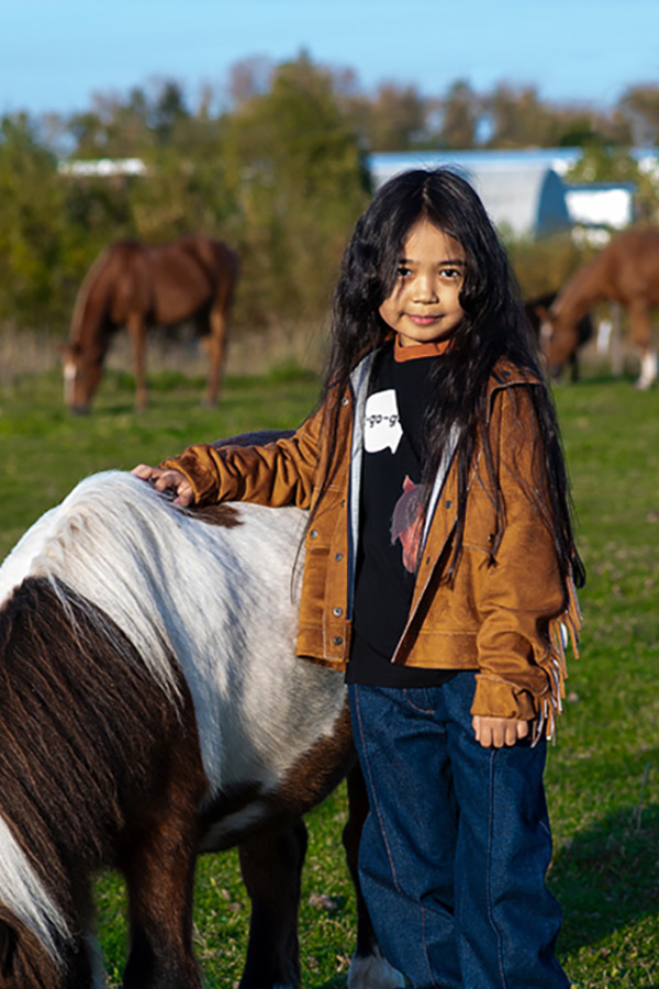 Детская замшевая куртка для девочки