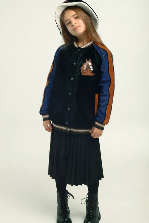 Детский бомбер из стеганого бархата