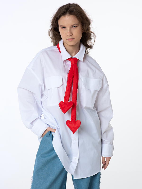 Комплект "Стрелы амура" -  базовая белая рубашка оверсайз и шарф - галстук с сердцами