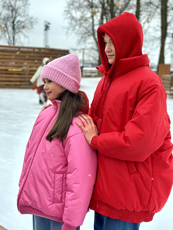 Ярко красная куртка-бомбер "Hearts alive" для девочки версия ЗИМА!