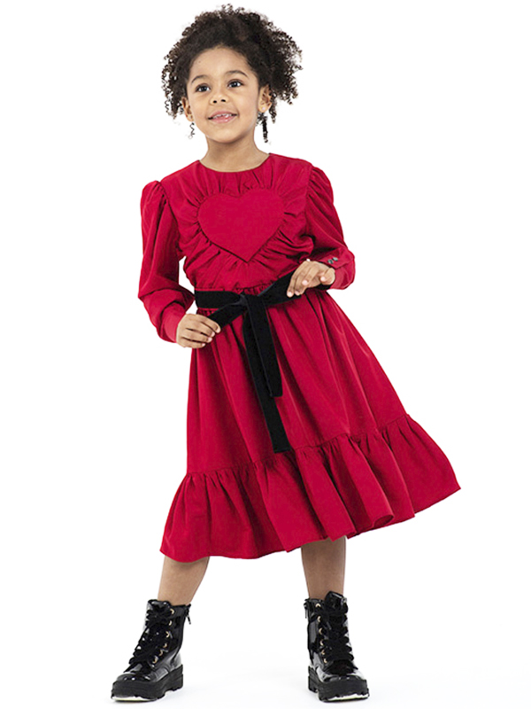 Нарядное красное детское платье с драпировкой и объемной аппликацией "Сердце" на груди