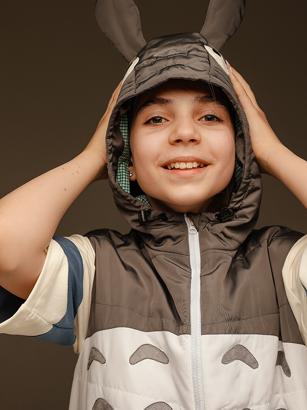 Серо-белый детский жилет Тоторо с капюшоном