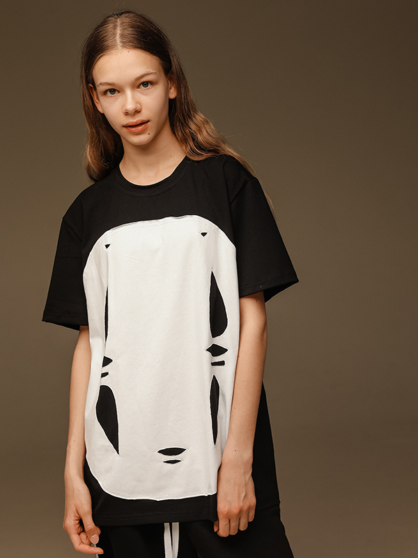 Черно-белая детская футболка "Безликий" по мотивам мультфильмов Миядзаки