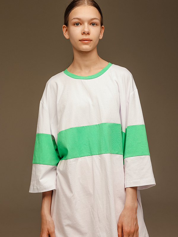 Белая оверсайз футболка-косплей "Тихиро"