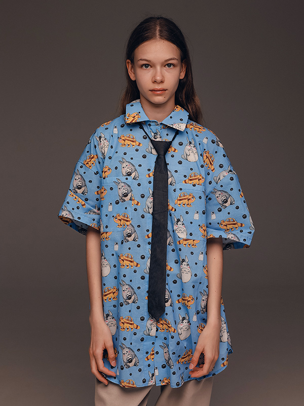 Голубая оверсайз рубашка с принтом "Мой сосед Тоторо"