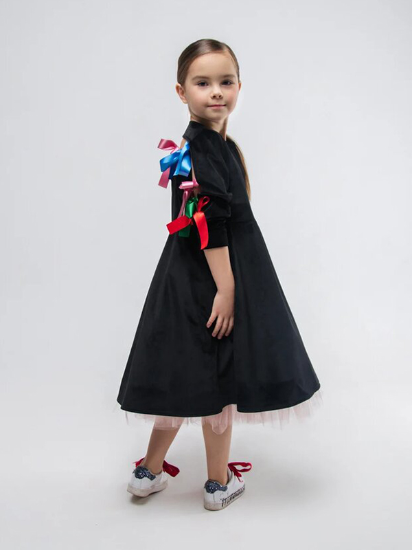 Платье детское из черного бархата с подъюбником