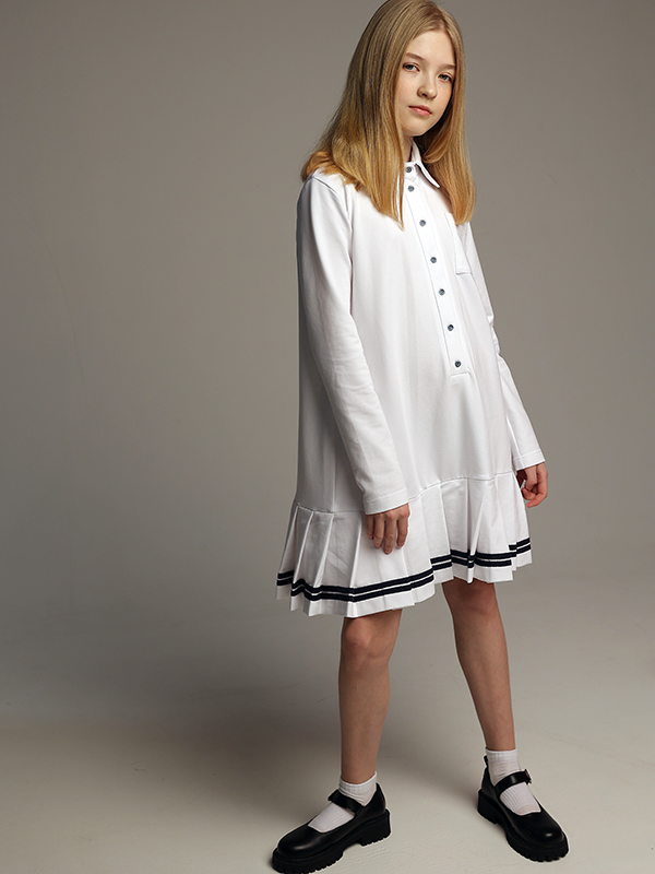 Белое школьное платье-поло из хлопка с длинными рукавами