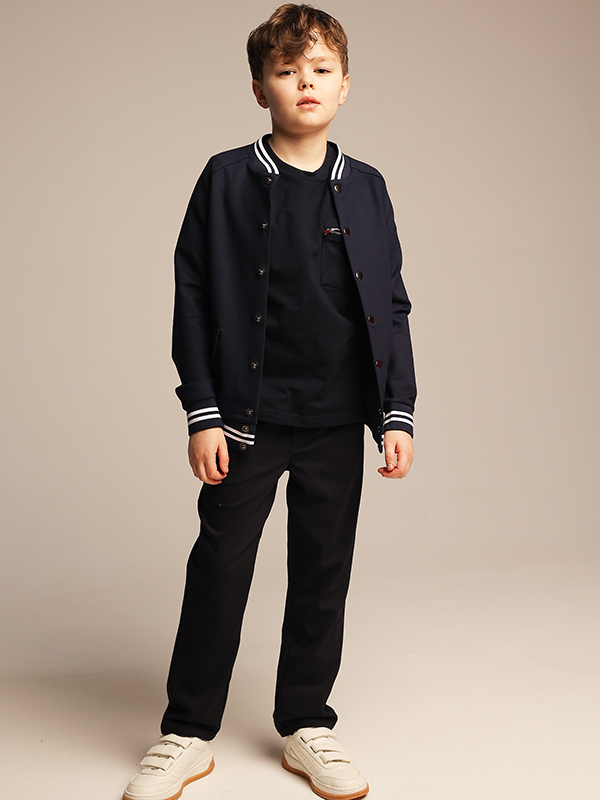 Школьный бомбер из джерси с контрастными полосками на мальчика