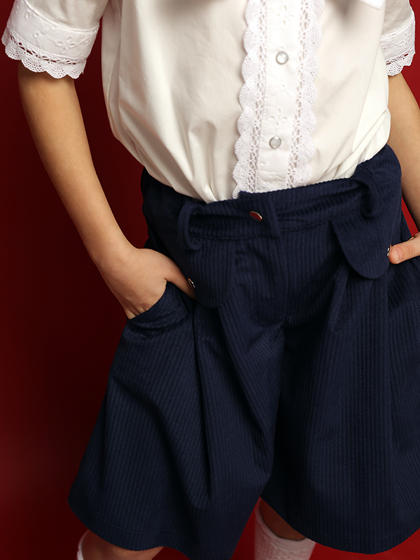 Синие школьные шорты из вельвета на девочку