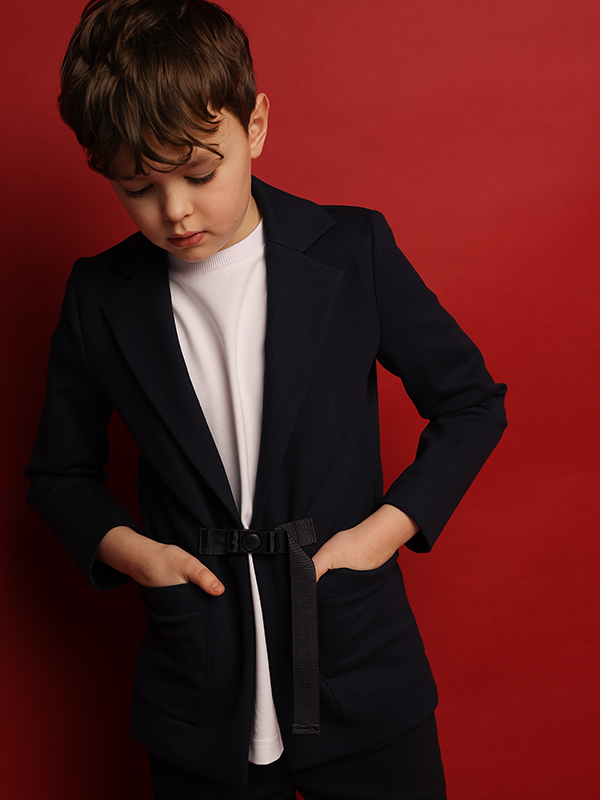 Нарядный синий школьный пиджак-кардиган на мальчика с регулирующейся застежкой