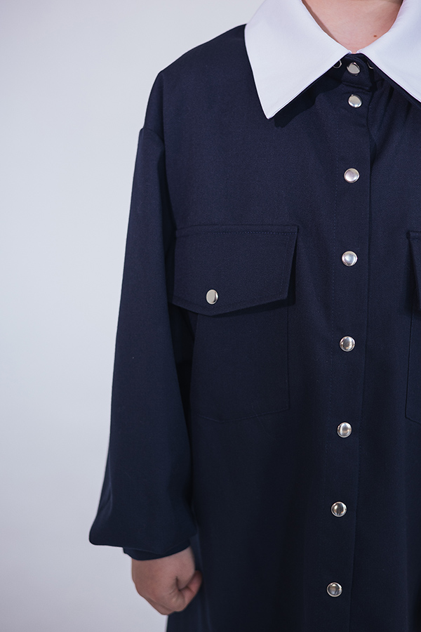 Синее школьное платье-туника рубашечного кроя со съемным воротником